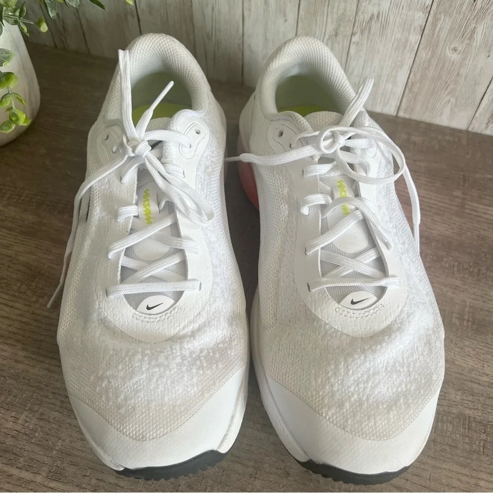 Nike Versair White Sneakers Womens Size 9 DZ3547